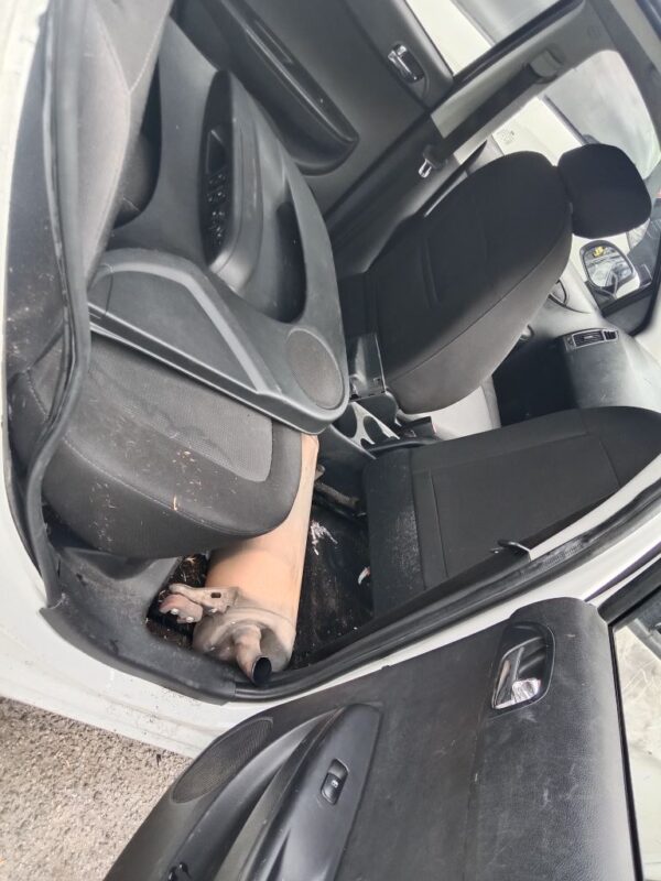 P4911 - Hyundai i20 2015 White Wrecking - Image 8