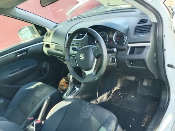 P4912 - Suzuki Swift 2014 White Wrecking - Image 6