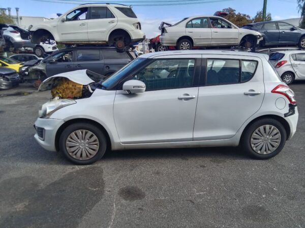 P4912 - Suzuki Swift 2014 White Wrecking - Image 16