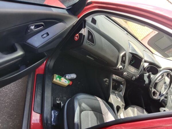 P4913 - Hyundai IX35 2014 Red Wrecking - Image 3