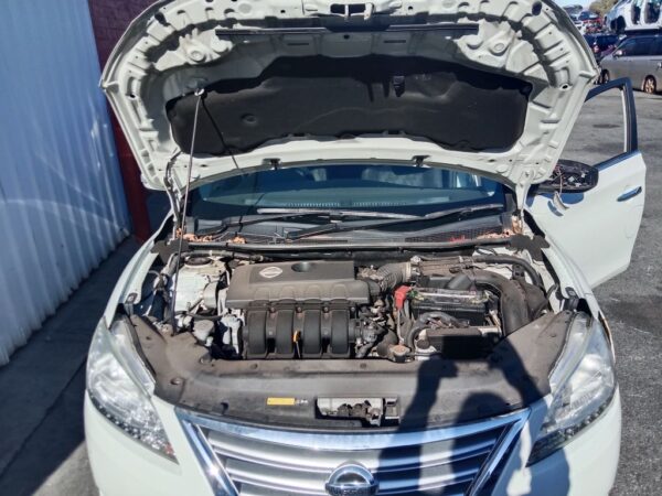 P4918 - Nissan pulsar 2013 White Wrecking - Image 2