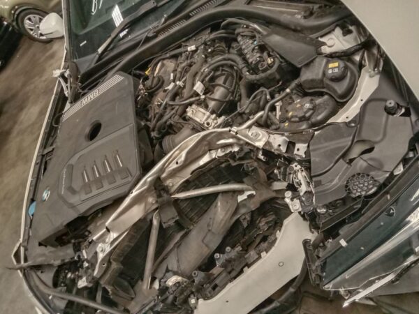 P4920 - BMW 3 Series G20 2019 White Wrecking - Image 2