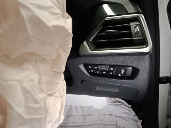 P4920 - BMW 3 Series G20 2019 White Wrecking - Image 7