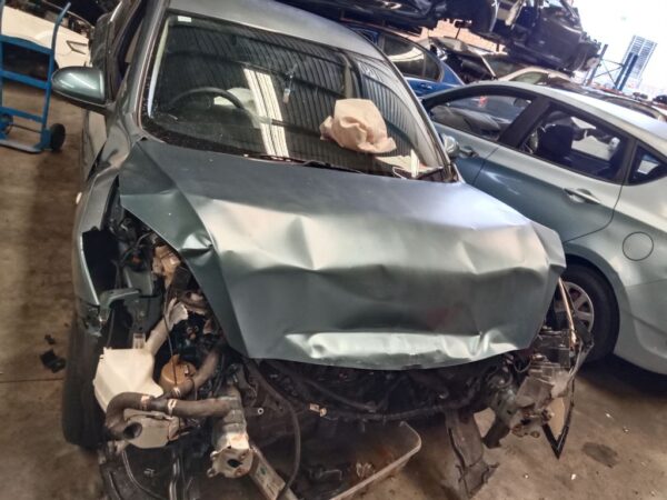 P4922 - Mazda 3 2010 Blue Wrecking