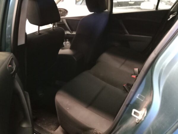 P4922 - Mazda 3 2010 Blue Wrecking - Image 7