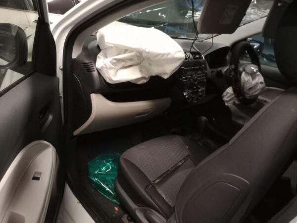 P4923 - Mitsubishi mirage 2013 White Wrecking - Image 3
