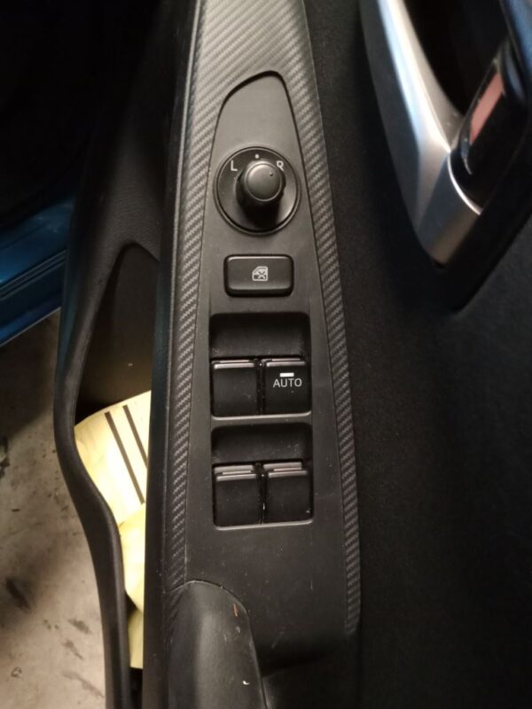 P4924 - Mazda 2 2014 Blue Wrecking - Image 6