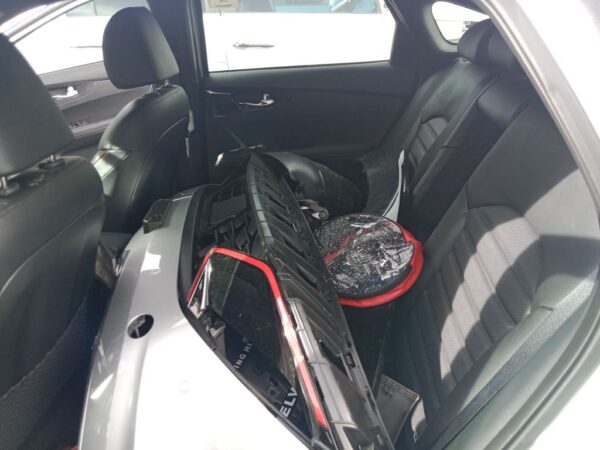 P4931 - Kia Cerato 2024 Silver Wrecking - Image 3