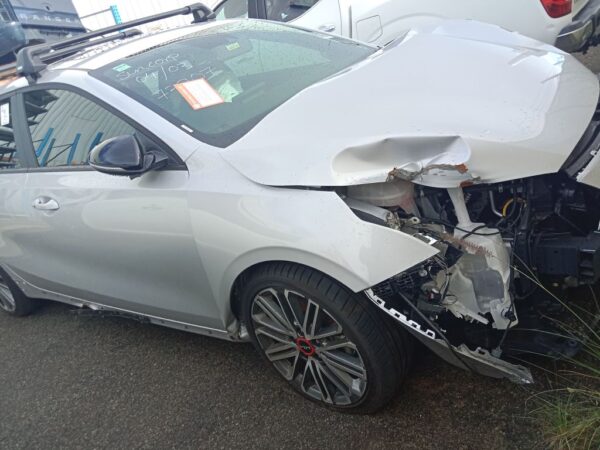 P4931 - Kia Cerato 2024 Silver Wrecking - Image 6