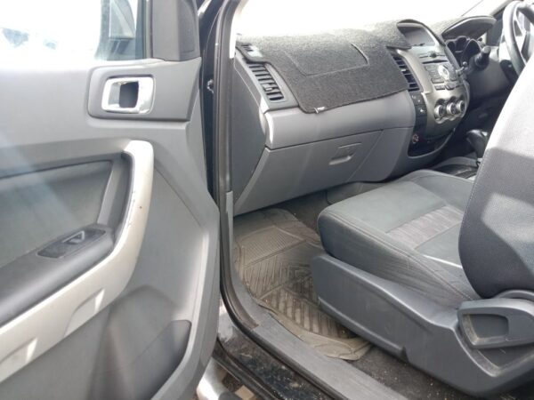 P4933 - Ford Ranger 2012 Black Wrecking - Image 7