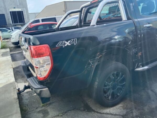 P4933 - Ford Ranger 2012 Black Wrecking - Image 11