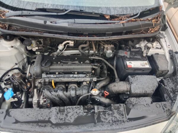 P4940 - Hyundai accent 2012 Silver Wrecking - Image 13