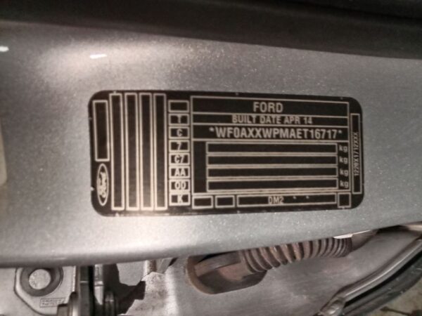 P4942 - Ford Kuga 2014 Silver Wrecking - Image 13