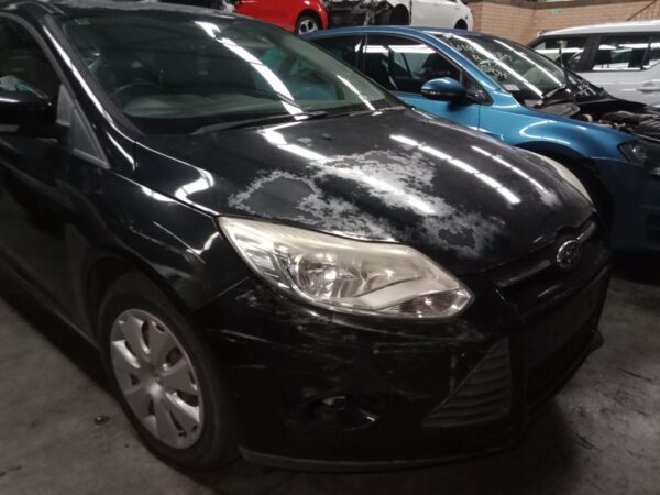 P4945 - Ford Focus 2012 Black Wrecking - Image 15