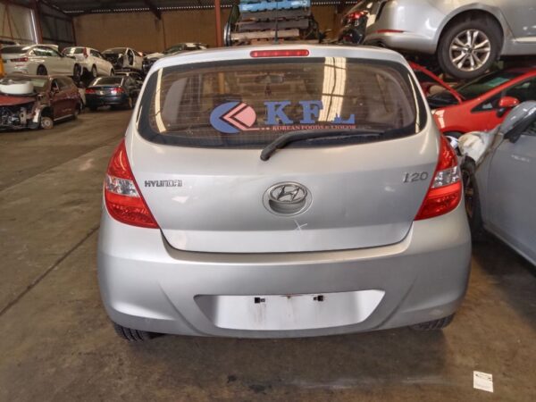 P4948 - Hyundai i20 2012 Silver Wrecking - Image 15