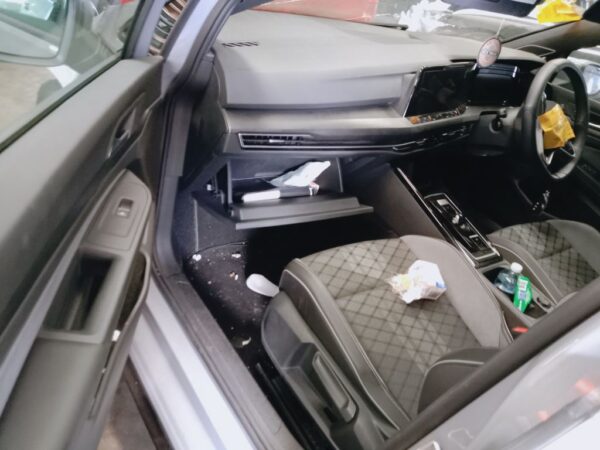 P4949 - Volkswagen golf 2023 Grey Wrecking - Image 3