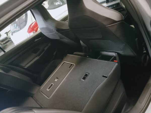 P4949 - Volkswagen golf 2023 Grey Wrecking - Image 4