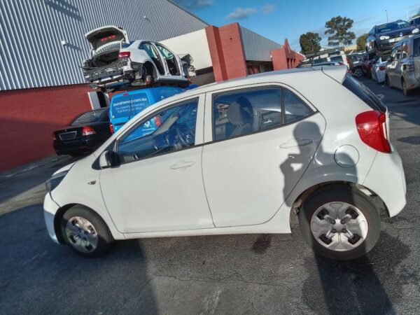P4960 - Kia Picanto 2022 White Wrecking - Image 16