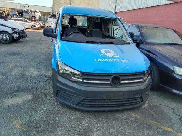 P4961 - Volkswagen caddy 2016 Blue Wrecking