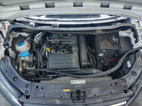 P4961 - Volkswagen caddy 2016 Blue Wrecking - Image 2