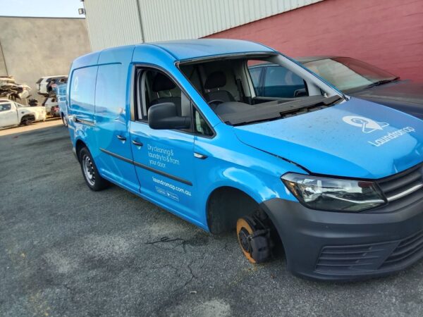 P4961 - Volkswagen caddy 2016 Blue Wrecking - Image 12