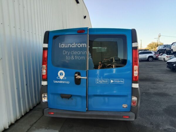 P4963 - Renault Trafic 2014 Blue Wrecking - Image 14