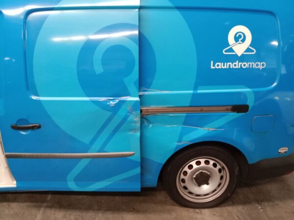 P4965 - Volkswagen caddy 2017 Blue Wrecking - Image 14