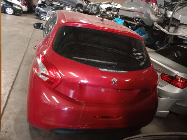 P4966 - Peugeot 208 2014 Red Wrecking - Image 16