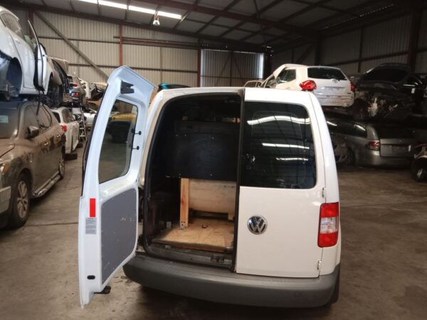 P4968 - Volkswagen caddy 2008 White Wrecking - Image 10