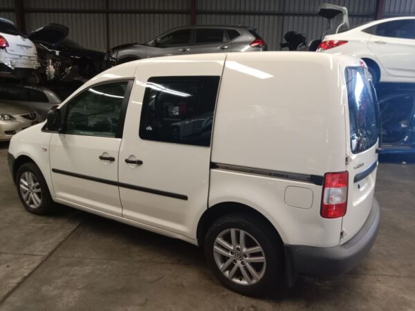 P4968 - Volkswagen caddy 2008 White Wrecking - Image 12