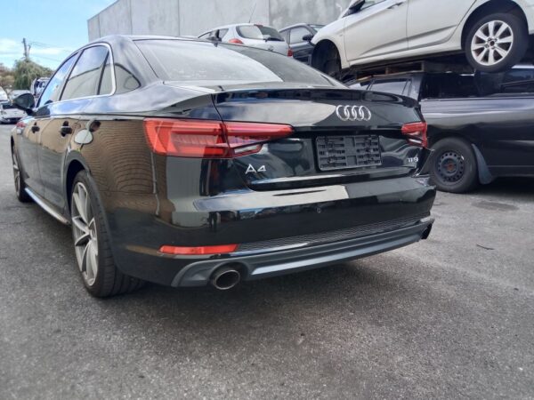 P4969 - Audi A4 2016 Black Wrecking - Image 10