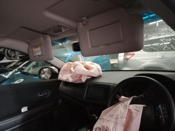 P4971 - Honda HRV 2016 Silver Wrecking - Image 5