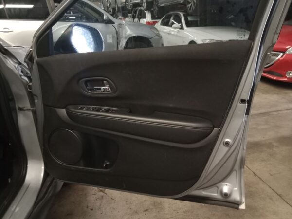 P4971 - Honda HRV 2016 Silver Wrecking - Image 7