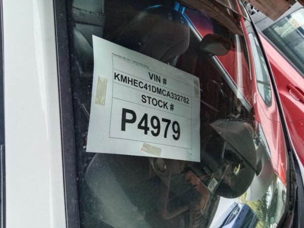 P4979 - Hyundai i45 2011 White Wrecking - Image 15