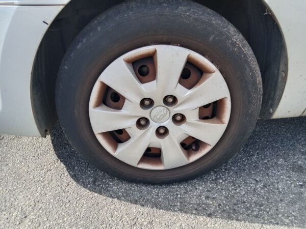 P4981 - Hyundai i30 2010 Silver Wrecking - Image 5