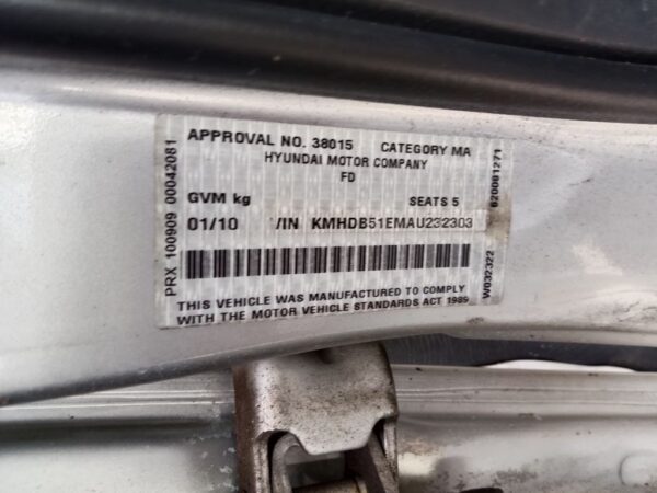 P4981 - Hyundai i30 2010 Silver Wrecking - Image 11