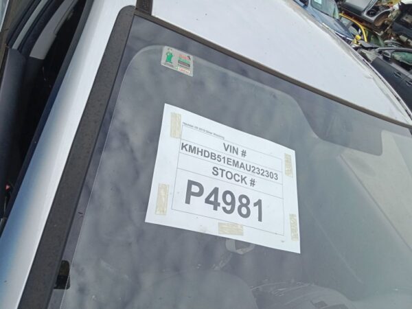 P4981 - Hyundai i30 2010 Silver Wrecking - Image 14