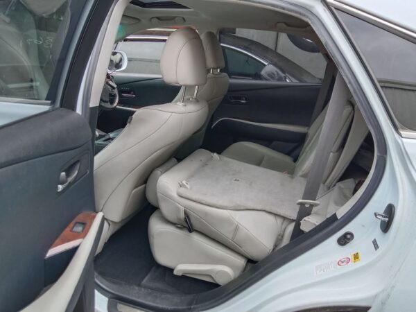 P4982 - Lexus RX450h Hybrid 2010 White Wrecking - Image 8
