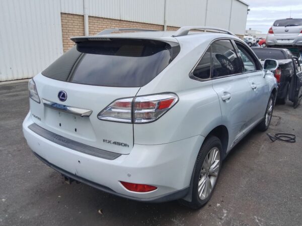 P4982 - Lexus RX450h Hybrid 2010 White Wrecking - Image 13