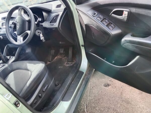 P4985 - Hyundai IX35 2010 Green Wrecking - Image 5