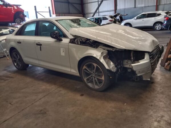 P4988 - Audi A4 2016 White Wrecking - Image 12