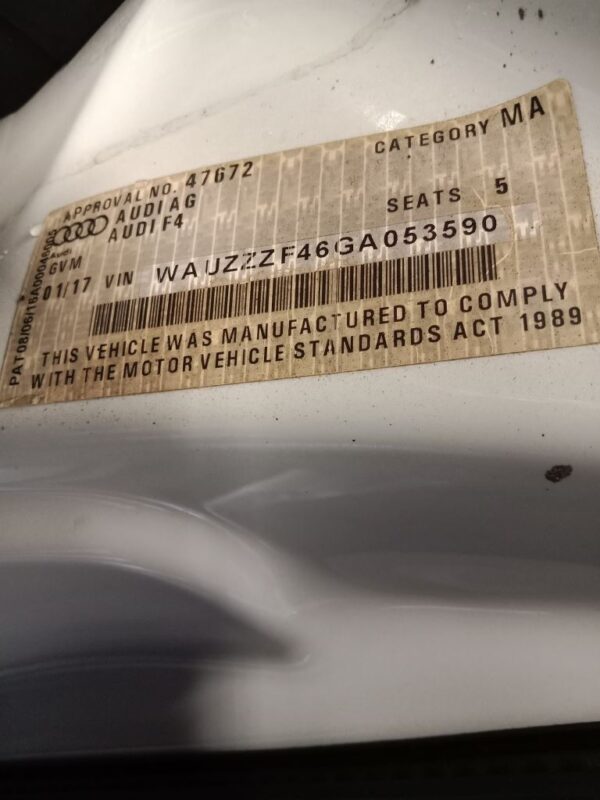 P4988 - Audi A4 2016 White Wrecking - Image 13