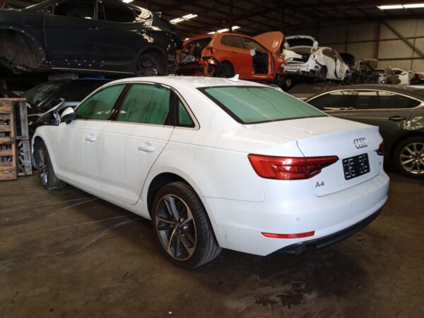 P4988 - Audi A4 2016 White Wrecking - Image 16