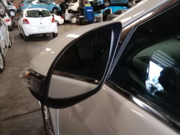 P4993 - Toyota Camry 2015 White Wrecking - Image 7