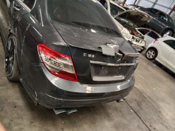 P4994 - Mercedes-Benz 204 C Class 2009 Grey Wrecking - Image 9