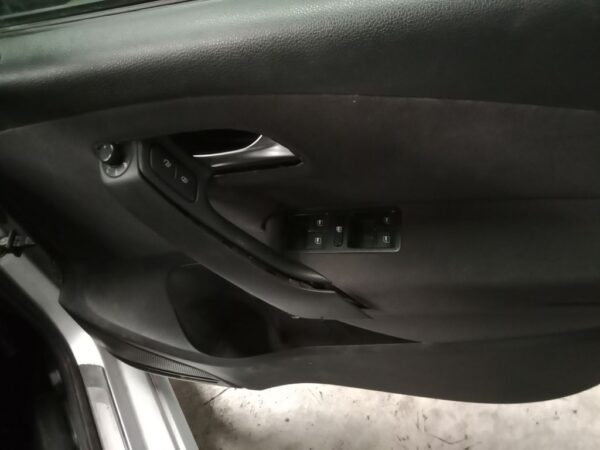 P4997 - Volkswagen Polo 2011 Silver Wrecking - Image 6