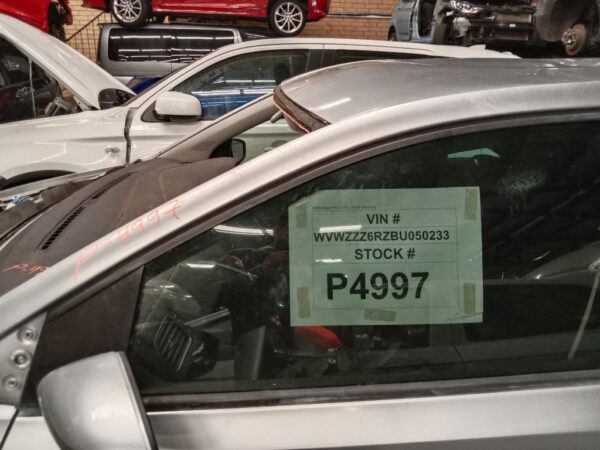 P4997 - Volkswagen Polo 2011 Silver Wrecking - Image 10