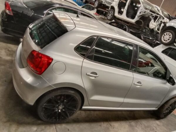 P4997 - Volkswagen Polo 2011 Silver Wrecking - Image 15