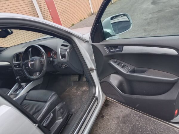 P5002 - Audi Q5 2010 Silver Wrecking - Image 7