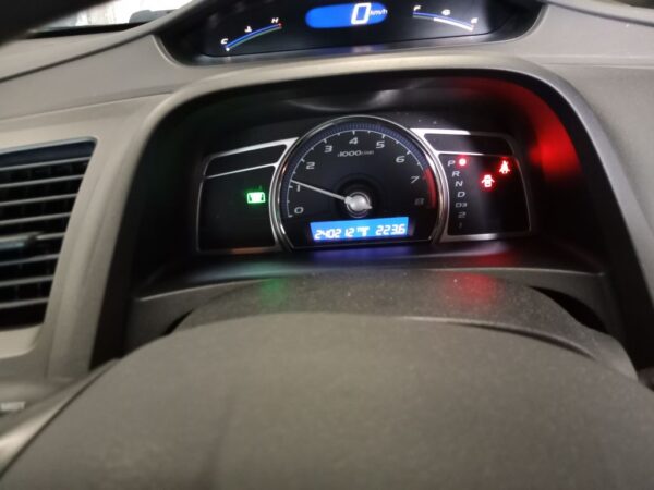 P5003 - Honda Civic 2007 Silver Wrecking - Image 6